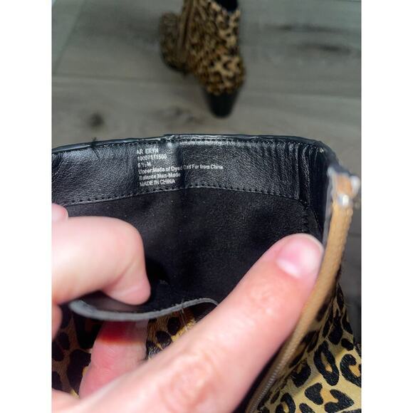 Women’s leopard print booties - Picture 7 of 10